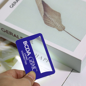Pembesar disesuaikan desain kartu kredit ukuran lensa <span class=keywords><strong>Fresnel</strong></span> 3x kaca pembesar cahaya Ideal saku dengan Led - Product Image 3