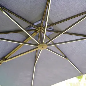 Luxo Big Size Parasol 3m Custom Outdoor Umbrella Pátio Alumínio Cantilever Umbrella com luzes Led