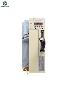 ตัวควบคุมมอเตอร์ระบบอัตโนมัติอุตสาหกรรมเซอร์โวไดรฟ์3KW SGDM-30ADA-V AC200V - Product Image 1