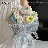 Papier d'emballage décoratif style Chanel avec pompon méduse holographique fluide pour sacs et fleurs