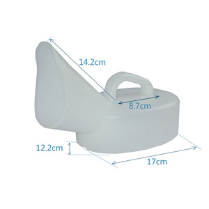 Urinoir féminin de grand diamètre 800 ml en plastique de forme ovale avec graduations, facile à nettoyer pour femmes alitées - Product Image 1