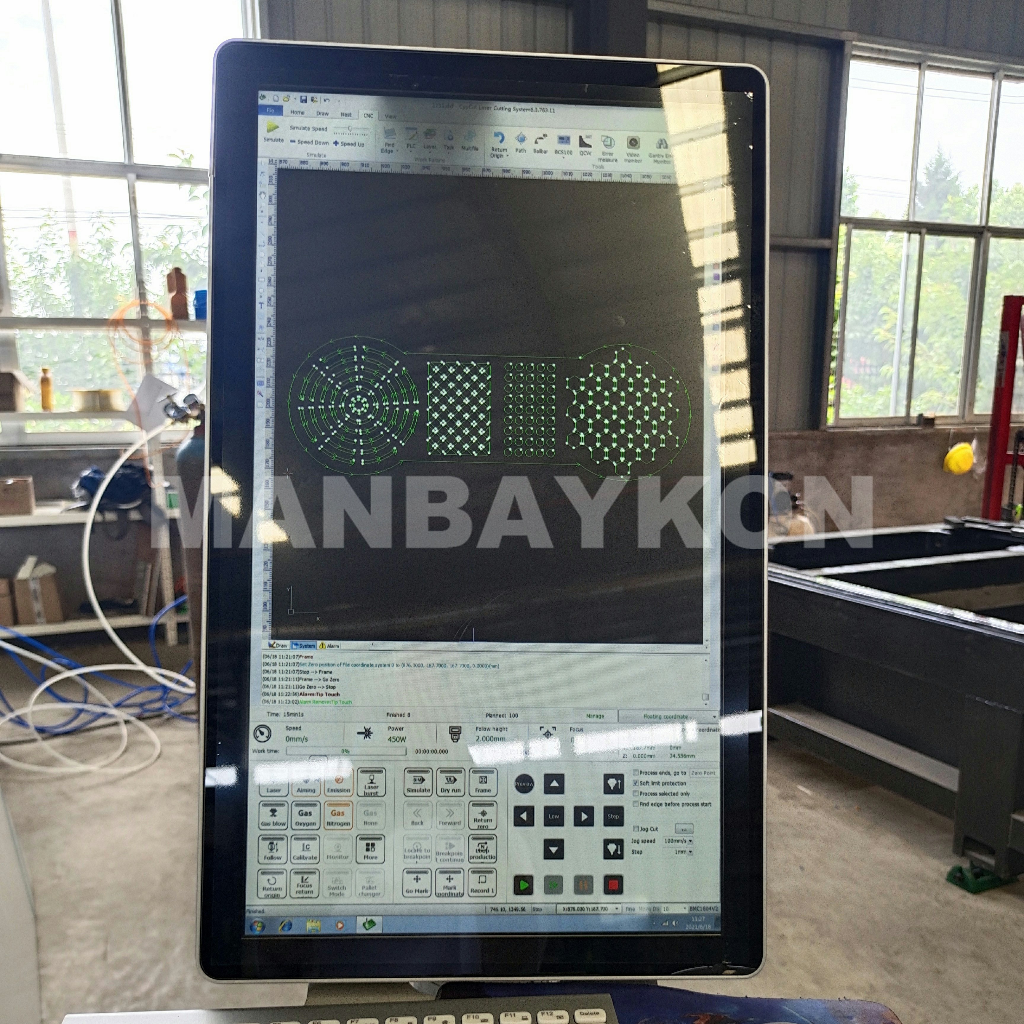 2000w Excellent Rigidity Steel sheet metal fiber laser cutting machine