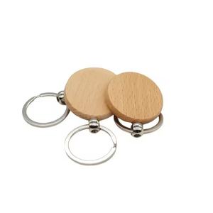 Porte-clés en bois rond personnalisé avec logo, porte-clés en bois de hêtre, ouvre-bouteille en bois, porte-clés avec logo - Product Image 6