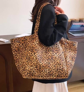 Sac à main en toile à imprimé léopard, sac à bandoulière tendance de grande capacité, sac rétro pour l'école, le travail et le shopping, sac de courses - Product Image 3