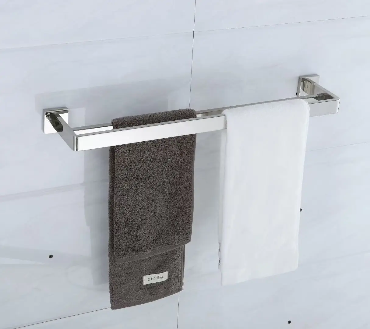 Accessoire de salle de bain moderne antirouille porte-serviettes porte-gobelet porte-savon support de toilette brossé crochet de robe Chrome matériel Durable