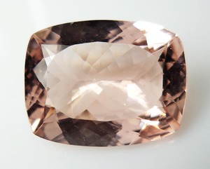 หินอัญมณีรูปแปดเหลี่ยมเจียระไนแบบหลวมสีพีชธรรมชาติเกรด100% ส่งออก - Product Image 1