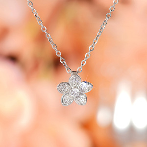 Set di Gioielli Floreali con Fiori di Ciliegio, Orecchini, Anello e Collana per Donne, Accessori Eleganti e alla Moda - Product Image 5