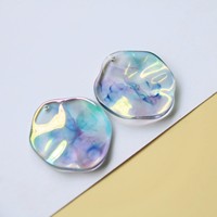Corte de Resina Redondo Irregular Ondulado con Brillo AB Tono Aurora Estilo Japonés para Joyería DIY, Adorno para el Cabello y Manualidades con Conchas