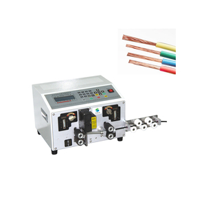 เครื่องตัดสายทองแดงขนาดเล็กยี่ห้อ Komax สำหรับสายดาต้า - Product Image 3