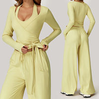 Ensemble de Yoga en Gros pour Femmes, Ensemble 3 Pièces pour Activités de Plein Air et Loisirs avec Étiquettes Personnalisées, Vêtements de Fitness et de Course, Pantalon Ample