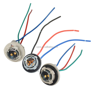 Chất Lượng Cao 1157 Bay15d Xe Đèn Chủ Ánh Sáng Bóng Đèn Mở Rộng Ổ Cắm Kết Nối Chất Lượng Ánh Sáng Xe Phụ Kiện - Product Image 1