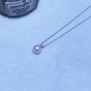 Collier en perles d'eau douce pour femme Zhuji avec pendentif Lac de montagne, chaîne polyvalente pour clavicule, accessoire de coiffure et cadeau - Product Image 1