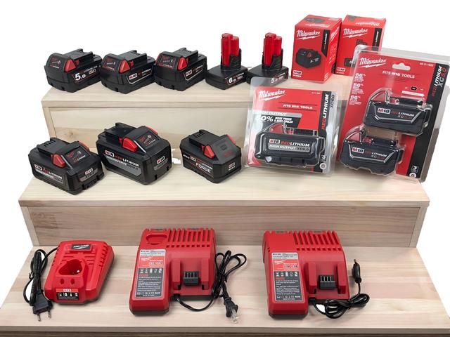Milwaukee Battery Customizable 18V HD12.0Ah 8.0Ah 6.0Ah Li-Ion 21700 Cells M18 M12 Cordless Tools Heavy Duty Lithium-ion Battery