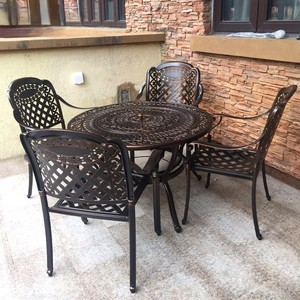 Mesa y Sillas de Aluminio Fundido para Exteriores, Jardín, Patio, Balcón, Terraza, Muebles de Estilo Europeo - Product Image 1