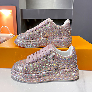 Nouvelle Arrivée 2026 – Chaussures Dad Shoes Femme à Plateforme Entièrement Ornées de Diamants, Baskets Slim à Strass, Chaussures de Skate Classiques Décontractées à Semelle Épaisse (Creepers) - Product Image 2