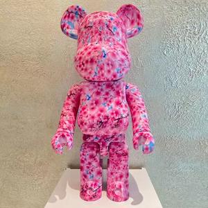 <span class=keywords><strong>Bearbrick</strong></span> B BY1000 % งานฝีมือเรซินอะนิเมะที่เป็นมิตรต่อสิ่งแวดล้อมรูปหมีลูกโป่งแสดงของตกแต่งตู้ทีวีสำหรับหญิงสาว - Product Image 3