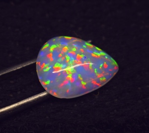 Opale naturelle multicolore de haute qualité, 4,7 ct, 17*13,5*5 mm, cabochon, pierre précieuse en vrac pour la fabrication de bijoux - Product Image 1