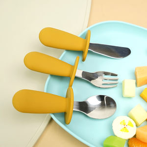 Cubiertos de acero inoxidable de silicona suave de grado alimenticio para niños Cucharas y tenedores para bebés no tóxicos Cuchillo para una alimentación cómoda para bebés - Product Image 1