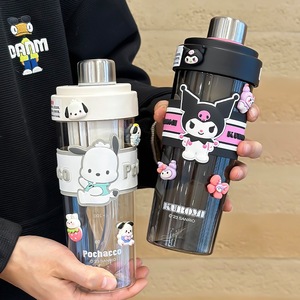 Vaso de plástico de dibujos animados de Sanrio Strawberry Bear de 690 ml con pajita para estudiantes - Product Image 5
