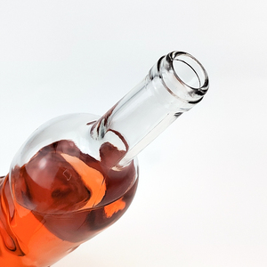 Botella de Vidrio para <span class=keywords><strong>Licor</strong></span> de 500, 700 y 750 ml, Acabado Mate Esmerilado, Color Negro, para Vodka, Ginebra, Aceite de Oliva y Licores, Disponible en Fábrica - Product Image 3