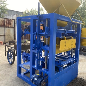 Machine à fabriquer des blocs semi-automatique QTF4-24, machine à fabriquer des pavés pour les petites entreprises à domicile - Product Image 5