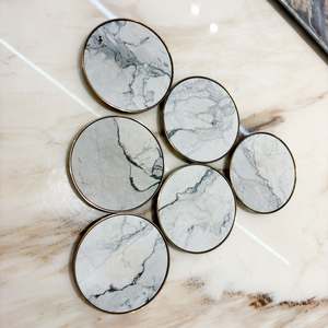 ที่รองแก้วหินอ่อนหินธรรมชาติสีขาวลายพรางทันสมัยงานฝีมือสำหรับใช้ในห้องครัวและบันไดกลางแจ้ง - Product Image 5