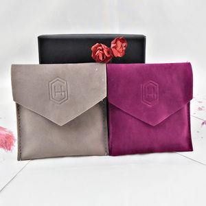 Pochette à bijoux en velours personnalisée avec logo, emballage et présentoir pour bijoux, pochette enveloppe en faux daim avec logo - Product Image 5