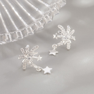 Boucles d'oreilles en argent sterling 925, pendentif plaqué or, aretes finos organiques avec turquoises, argent sterling (.925) avec rhodium. - Product Image 1