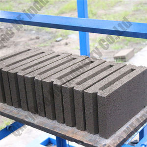 QT4-26 Agent Price <strong>Concrete</strong> Cement <strong>Block</strong> <strong>Making</strong> <strong>Machine</strong> A Briques - Product Image 5