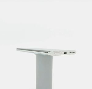 Teléfono Inteligente Mate 40 con Pantalla OLED, Cámara Trasera de Alta Definición, Carga Rápida, Batería de Gran Capacidad, Resistente al Agua IP68, Delgado y Ligero - Product Image 1