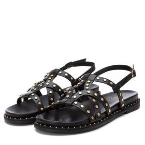 Sandales plates pour femmes Carmela, noires, taille 39, avec lanières cloutées - Product Image 4