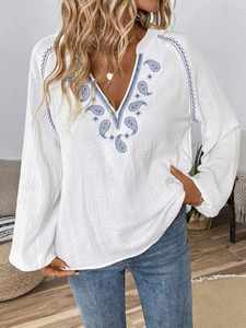 Großhandel Damen V-Ausschnitt Baumwoll-Bluse mit Stickerei Langarm Bestickte Bluse - Product Image 1