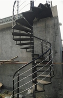 Escaliers en spirale modernes en acier et bois pour l'extérieur – Vente chaude d'escaliers circulaires intérieurs pour greniers, appartements, villas et maisons