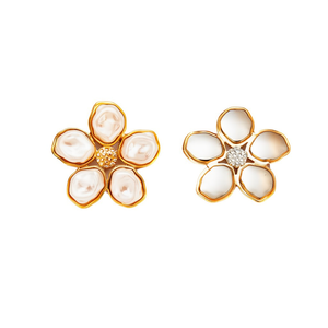 Pendientes de Moda con Diseño de Flor, Acero Inoxidable 316L, Baño de Oro PVD, Resistentes y Sostenibles - Product Image 2