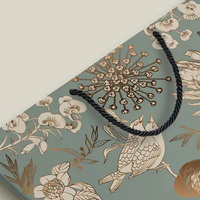 Sac en carton de luxe classique pour cadeaux, avec logo personnalisé, impression offset, poignée recyclable, pour cadre photo, bougie, artisanat