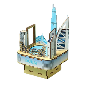 Caja de Música Miniatura de Madera Hecha a Mano con Manivela, Divertida y Moderna, Ecológica, Juguete para Adultos Entusiastas de la Arquitectura - Product Image 1
