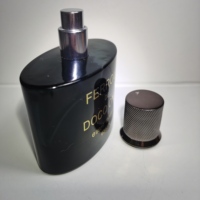 Flacon de parfum en verre de 90 ml avec bouchon de luxe et pulvérisateur, style arabe, diffuseur à roseaux noir mystérieux imprimé, votre pièce unique.