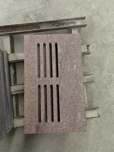 Drain de sol porphyr rouge dessus flammé, avec 8 trous - Product Image 2