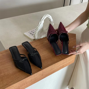 <span class=keywords><strong>Scarpe</strong></span> DEleventh 2024 Nuovo Design Ciabatte Sandali <span class=keywords><strong>da</strong></span> Donna con Tacco Basso Mezze Calze per Feste e Matrimoni - Product Image 1