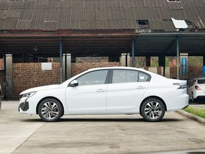 Voitures berlines à essence Dongfeng Peugeot 408, esthétique Lion <span class=keywords><strong>Spirit</strong></span>, véhicule à essence, automobile - Product Image 4