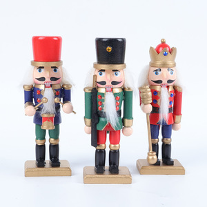 ชุดของตกแต่งคริสต์มาสงานฝีมือไม้วอลนัท 3 ชิ้น - Product Image 4
