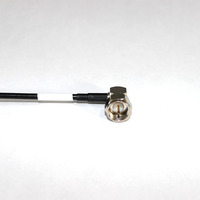 Cable de comunicación RG174 con conector F macho a F macho, modelo F-JW1.5-RG174-F-J1.5, ensamblaje de cable RG174 con conector F en ángulo.