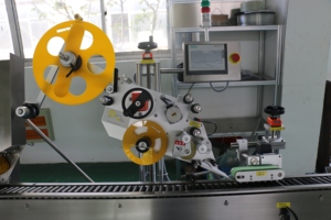 Machine d'étiquetage automatique <span class=keywords><strong>de</strong></span> <span class=keywords><strong>tubes</strong></span> ronds SKILT pour <span class=keywords><strong>tubes</strong></span> <span class=keywords><strong>de</strong></span> prélèvement <span class=keywords><strong>sanguin</strong></span>/stylo - Product Image 3