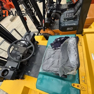 รถยกโคมัตสึ 70 คุณภาพพรีเมียม 7 ตัน สภาพใหม่ 90% ของแท้ พร้อม EPA, CE รถยกมือสองสำหรับการเกษตร 7 ตัน - Product Image 4