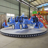 L'amusement de carnaval monte la machine tournante de jeu d'enfants de 360 degrés pour le centre commercial