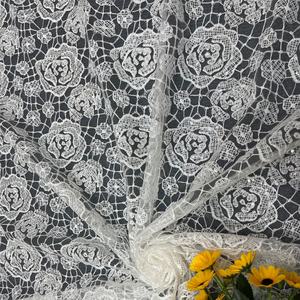 Tissu <span class=keywords><strong>de</strong></span> broderie perlée <span class=keywords><strong>en</strong></span> dentelle française <span class=keywords><strong>de</strong></span> luxe 100 % polyester écologique, léger, <span class=keywords><strong>en</strong></span> promotion <span class=keywords><strong>en</strong></span> <span class=keywords><strong>ligne</strong></span> - Product Image 5