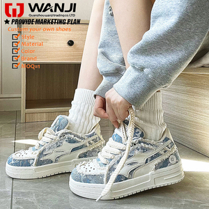 รองเท้าผ้าใบสำหรับผู้ชายน้ำหนักเบาสวมใส่สบายสไตล์การเดินแบบลำลองไม่ซ้ำใคร - Product Image 4