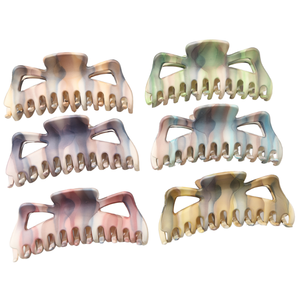 Pinces à cheveux extra-larges avec tresses tendance, pinces à cheveux rayées, bandeaux à pince requin, vente en gros à bas prix - Product Image 1
