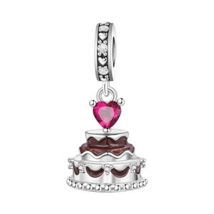 Venta al por mayor de colgantes de cobre blanco en forma de corazón para pasteles, pulseras DIY y accesorios de joyería. - Product Image 1