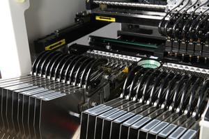 NeoDen N10P Hochgeschwindigkeits-Automatische SMT PNP LED-Birnen-Montage Pick-and-Place-Maschine für PCB-Massenproduktion - Product Image 4